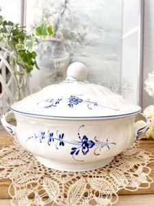 Vintage Porcelain Tureen Villeroy & Boch Alt Luxembourg Series Germany 1.7 Liter - Picture 1 of 10