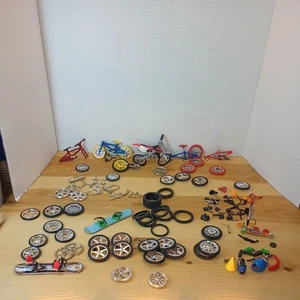 Flick Trix-Tech Deck Finger Bikes Motocross Montagna e BMX 120 Pezzi Strumenti Altro  - Foto 1 di 24