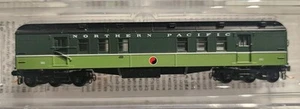 Coche de pasajeros pesado Micro Trains escala N PRO Northern Pacific #90 - Imagen 1 de 4