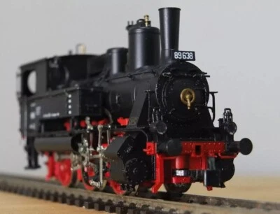 Rivarossi 1358 HO Gauge DB BR 89.6 steam locomotive in black livery - Image 1 of 4
