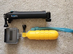 gopro hero black + Accessories - Picture 1 of 3