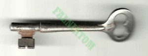 Llave esqueleto de barril sólido Corbin vintage - etiquetada "P1" - aproximadamente 2,75" de largo - Imagen 1 de 1