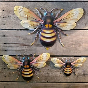 Set of 3 Bumble Bee Hanging Wall Art Honey Bee Porch Fence Outdoor Garden Decor - Picture 1 of 6