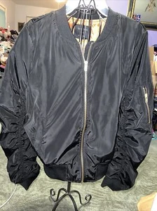 Love Tree Women's Black Full Zip Lined Bomber Jacket Size Large - Picture 1 of 6