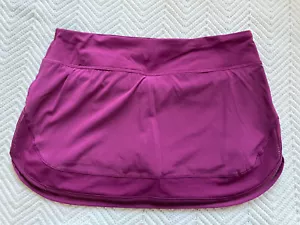 Lululemon Rock Shorts Laufen Damen lila/pflaume transparenter Akzent Größe 8 selten gebraucht, in einwandfreiem Zustand - Bild 1 von 7