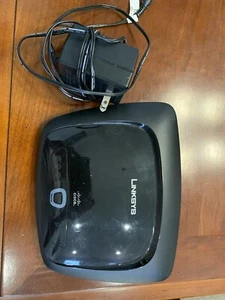 Linksys WRT110 24 Mbps 4-Port 10/100 Wireless G Router - Picture 1 of 3