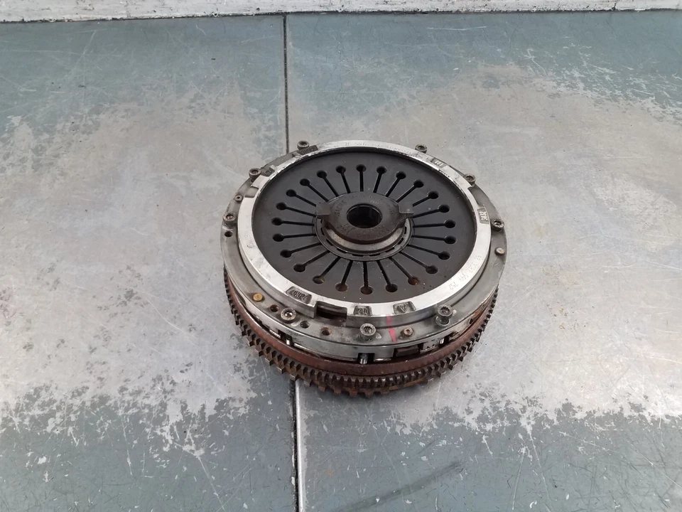 Porsche 911 997 2007 turbo embrague/montaje volante #4019 VV3 Foto 1 de 4