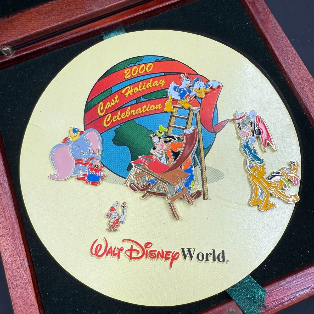 2000 Disney Cast Member Exclusive Sets (1968-Now) for sale | eBay