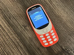 Original Nokia 3310 – Warm Red – Unlocked GSM – Vintage Mobile Phone - Photo 1 sur 13