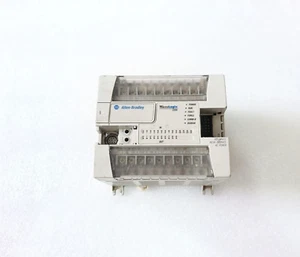 Controlador Allen-Bradley 1762-L24BWA MicroLogix 1200 Serie C, Rev C FRN 06 - Imagen 1 de 8