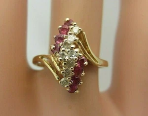 Anillo De Rubí Y Diamante De Oro Amarillo De 14K 0.54 Quilates - Imagen 1 de 10