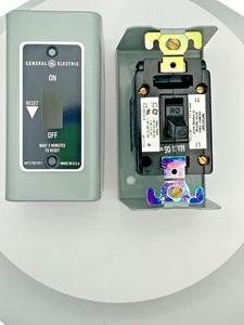 New GE CR101Y1 Manual Motor Starter Single Speed Type 1 Toggle-Oper. Enclosure - Picture 1 of 6