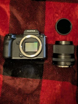 Fujifilm GFX 50S + 45mm lens (Low Shutter Count) 51.4 MP Medium Format DSLR - Image 1 of 4