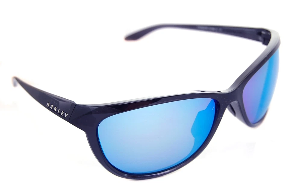 Gafas de sol ovaladas Oakley Pasque polarizadas 9222-07 para mujer TINTA NEGRA PRIZM AGUAS PROFUNDAS Foto 1 de 4