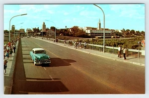 Classic 1950's Car International Bridge Laredo Texas  Vintage Postcard HMT-5 - Picture 1 of 2