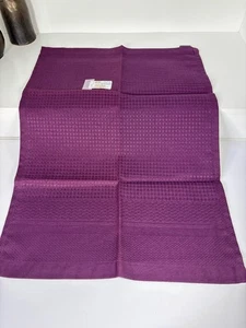 Le Jacquard Français "Pure Couleur" Hand Towel  Plum Cotton 15x21, France - Picture 1 of 4
