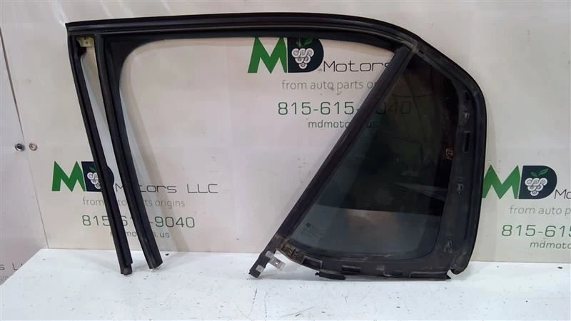 2020 - 2022 雪佛兰拖车左侧门窗防水原始设备制造商 84833183 — 第 1/4 张图片