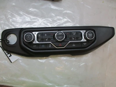 2023 Jeep Wrangler Rubicon 4xe Climate Heater AC & Radio Control Panel OEM LKQ - Image 1 of 4