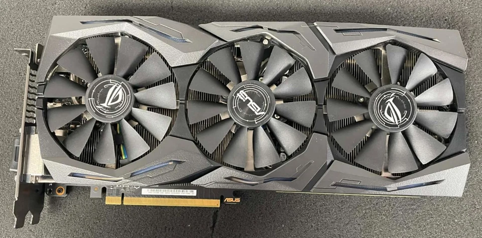 ASUS ROG Strix GTX 1080 8GB GDDR5X Graphics Card (STRIX-GTX1080-A8G-GAMING) - Image 1 of 4