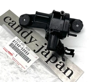 Toyota Genuine Heater Water Control Valve Lexus LS400 1998-2000 OEM 87240-50090 - Picture 1 of 24