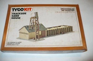 Tyco Bausatz Gleissandhaus 7763 Spur HO ungebaut 53 Teile - Bild 1 von 2