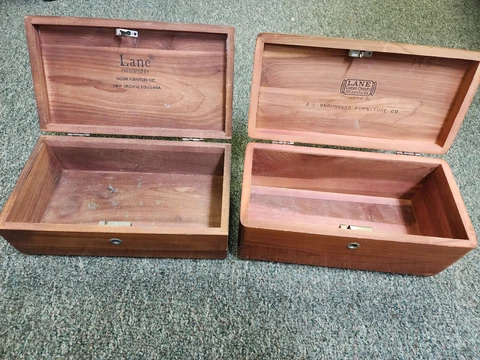 Lot 2 Miniature Lane Cedar Chest  Salesman Sample has No  key Cover