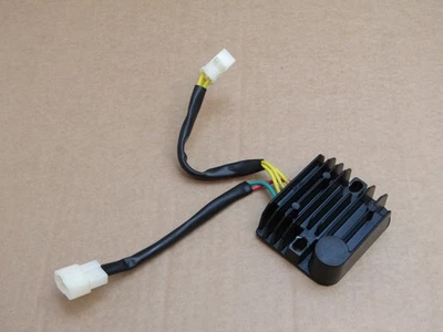 Sym orbit III 50 E5 2024 120 millas regulador rectificador (15032) Foto 1 de 4