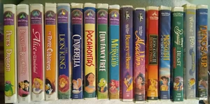Walt Disney Masterpiece Collection Classics VHS Video Cassette Lot Aladdin ++ - Picture 1 of 9