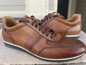 ¡Bonito! Zapatillas informales perforadas MAGNANNI "Pueblo" CUERO DE BECERRO para hombre talla 9M - Imagen 1 de 14