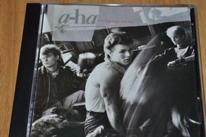 A-HA Hunting High And Low CD 1985 WARNER BROS synth pop TAKE ON ME - Picture 1 of 3