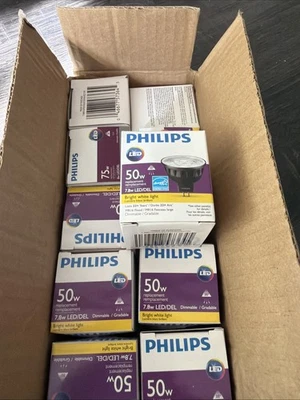 Philips 7W MR16 LED 2700K Flood 35D Dimmable Bulb - 50W  Lot-10 - Image 1 of 2