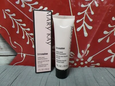 Mary Kay TimeWise Matte-Wear Foundation Combination to Oily Skin Ivory 4 - Image 1 of 4