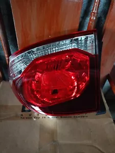 2009 honda civic tail light right - Picture 1 of 6