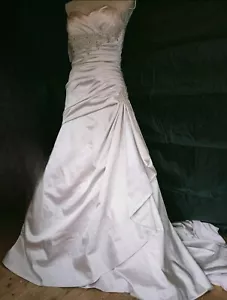 Stunning New Rose Wedding Dress By The Couture Collection Size. 8 - Picture 1 of 7