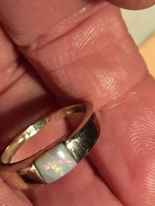 333 Goldring mit Opal - Bild 1 von 3