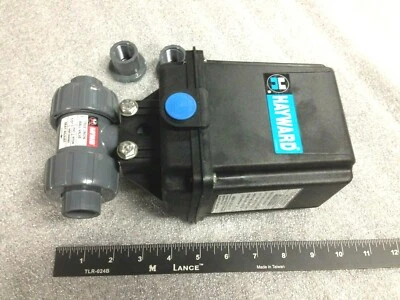 Hayward  EAUTB105STV 1/2" PVC Actuated True Union Ball Valve  - Image 1 of 4