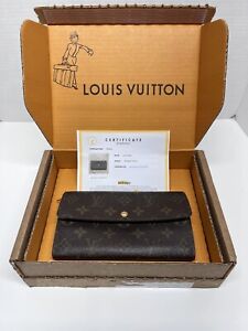100% Authentic Louis Vuitton Monogram Sarah Long Wallet !!