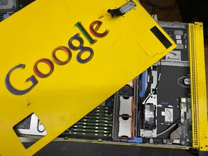 *RARE* GOOGLE R710 | 2x X5650 |144GB | 2x 300GB 15kSAS | 4x 2TB | Server 2016 - Picture 1 of 10