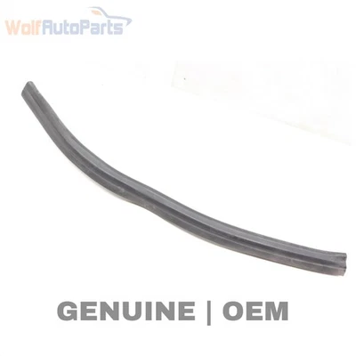 Mercedes-Benz C350 2008-2015 - Sello del capó del motor/impermeabilización 2046280198 Foto 1 de 4