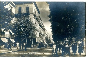 Italy Palermo - Via Maqueda dalla Piazza Giuseppe Verdi old real photo postcard - Picture 1 of 3
