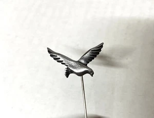 18x-Pin de peltre vintage/sombrero/solapa-gaviota voladora, pasador de pájaro - Imagen 1 de 4