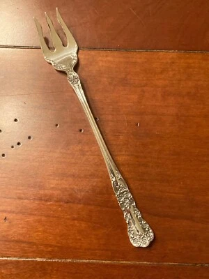 Tenedores limpios de mariscos de cóctel de plata esterlina buttercup marca antigua gorham Foto 1 de 4