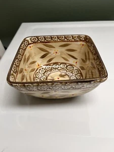Temptations by Tara Old World Brown  1.5 Qt Square Bowl - Picture 1 of 4