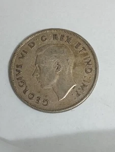1944 Canada 50 Cents Silver Coin - Picture 1 of 2