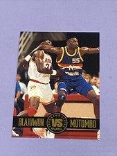 Vtg 1993-94 SkyBox Showdown Series #SS4 MUTOMBO vs OLAJUWON C NBA HOF NM/Mt SP