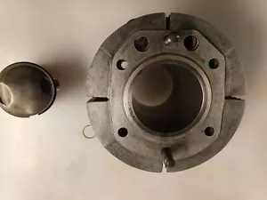 1972 BMW R60/5 Piston and cylinder R50 R60 R80 R90 R100 - Picture 1 of 6