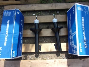FRONT SHOCK ABSORBERS FOR FORD FIESTA 01/1994-12/1995 KYB 633822 - Picture 1 of 1