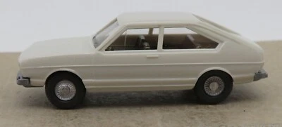 Micro WIKING Ho 1/87 Volkswagen Passat Coupé B1 Grigio Chiaro No. Box - Immagine 1 di 4