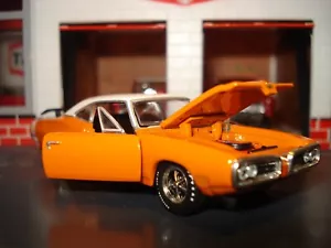 1970 70 DODGE SUPERBEE 440+6 LIMITED EDITION 1/64 M2 1970'S MUSCLE CAR ORANGE - Picture 1 of 4