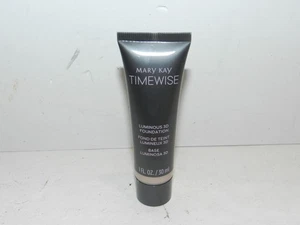 Mary Kay TimeWise LUMINOUS 3D Liquid Foundation #100017 Ivory N 160 NEW - Picture 1 of 2